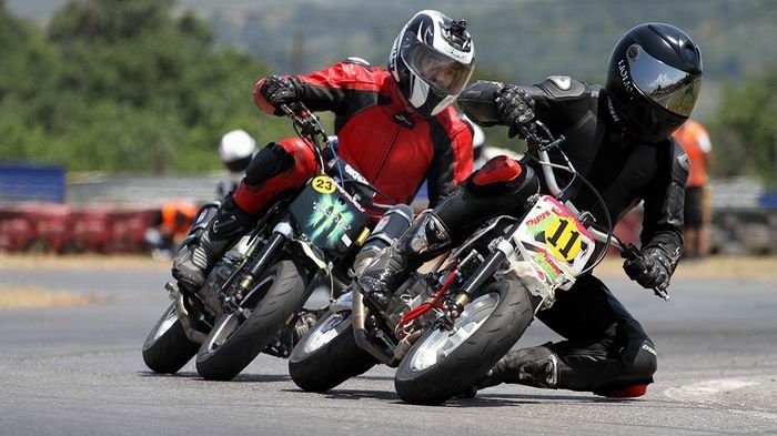 MiniGP, Baby GP, αλλά και Motard μοτοσικλέτες είναι ευπρόσδεκτες στο Track Day του TEAM65, την Κυριακή 8/3/2015.